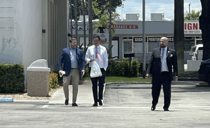 Miami commissioners Damian Pardo and Ralph Rosado have private lunch